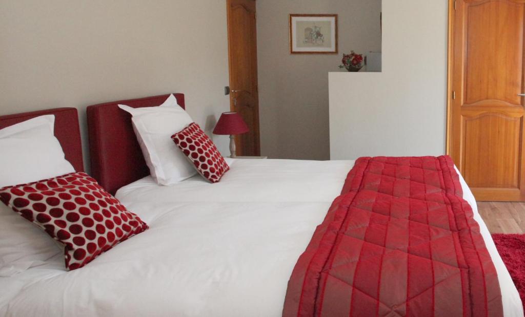 Saint Graal Bed & Breakfast Chamant Bilik gambar