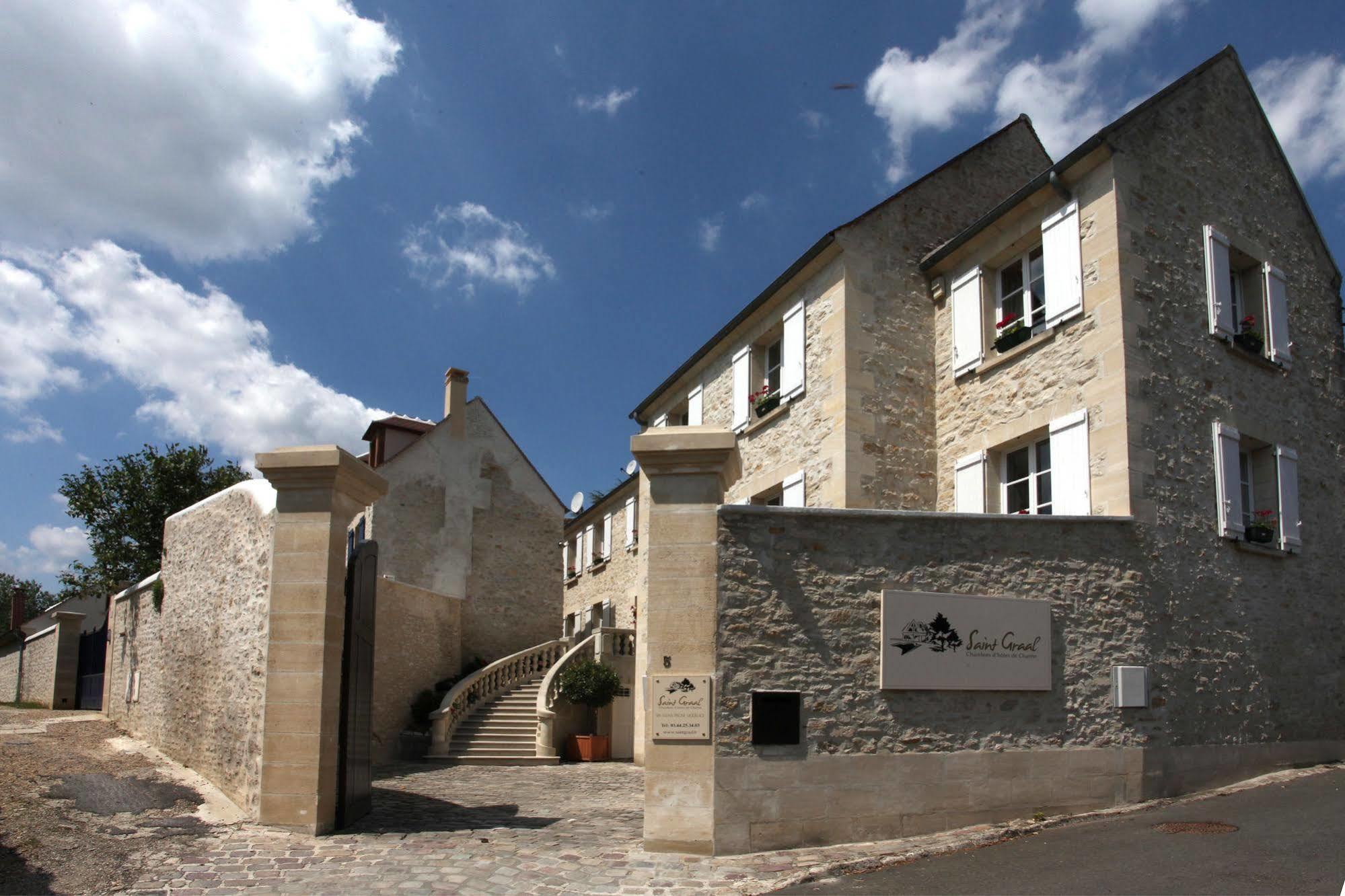 Saint Graal Bed & Breakfast Chamant Luaran gambar