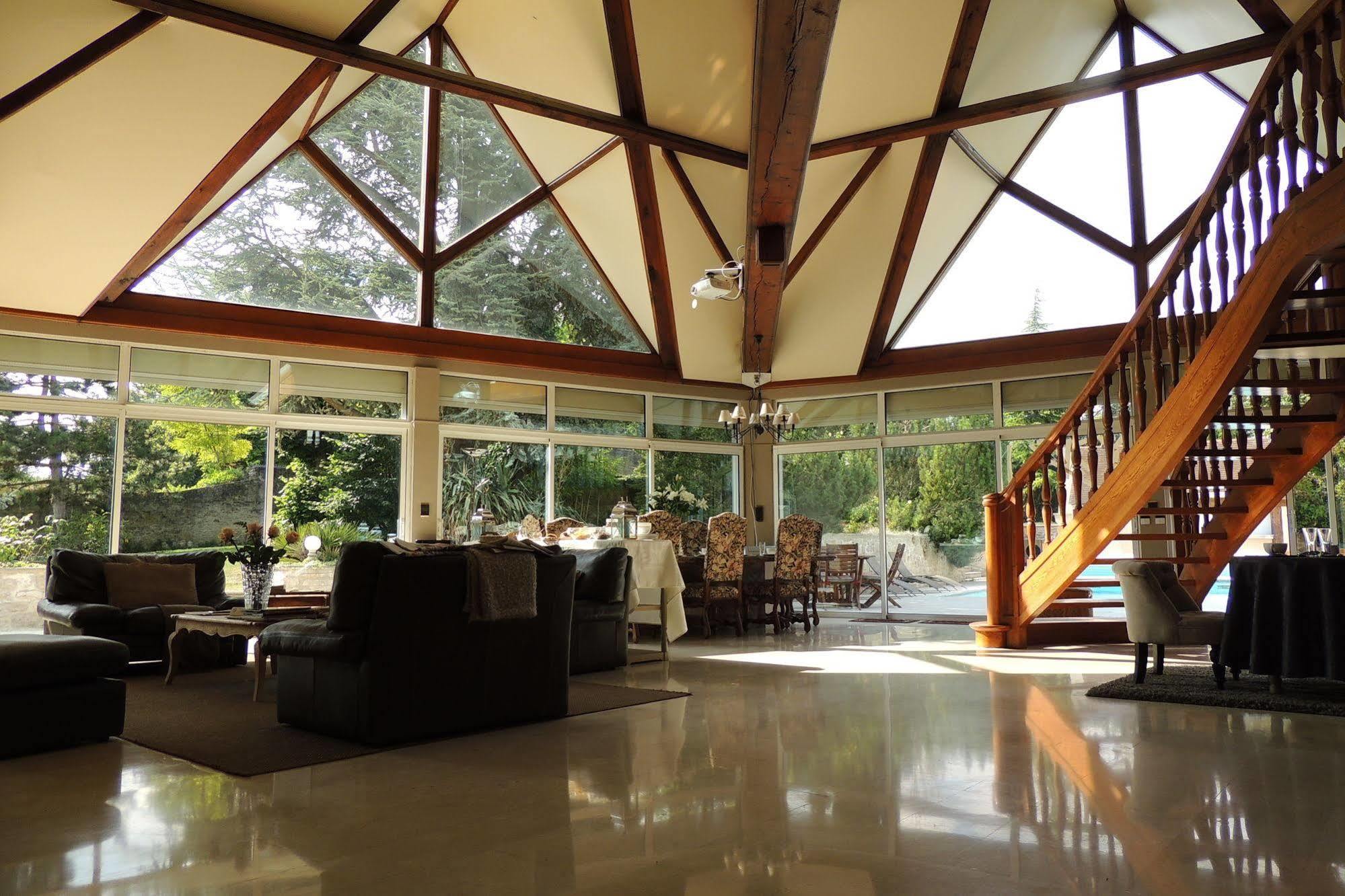 Saint Graal Bed & Breakfast Chamant Luaran gambar