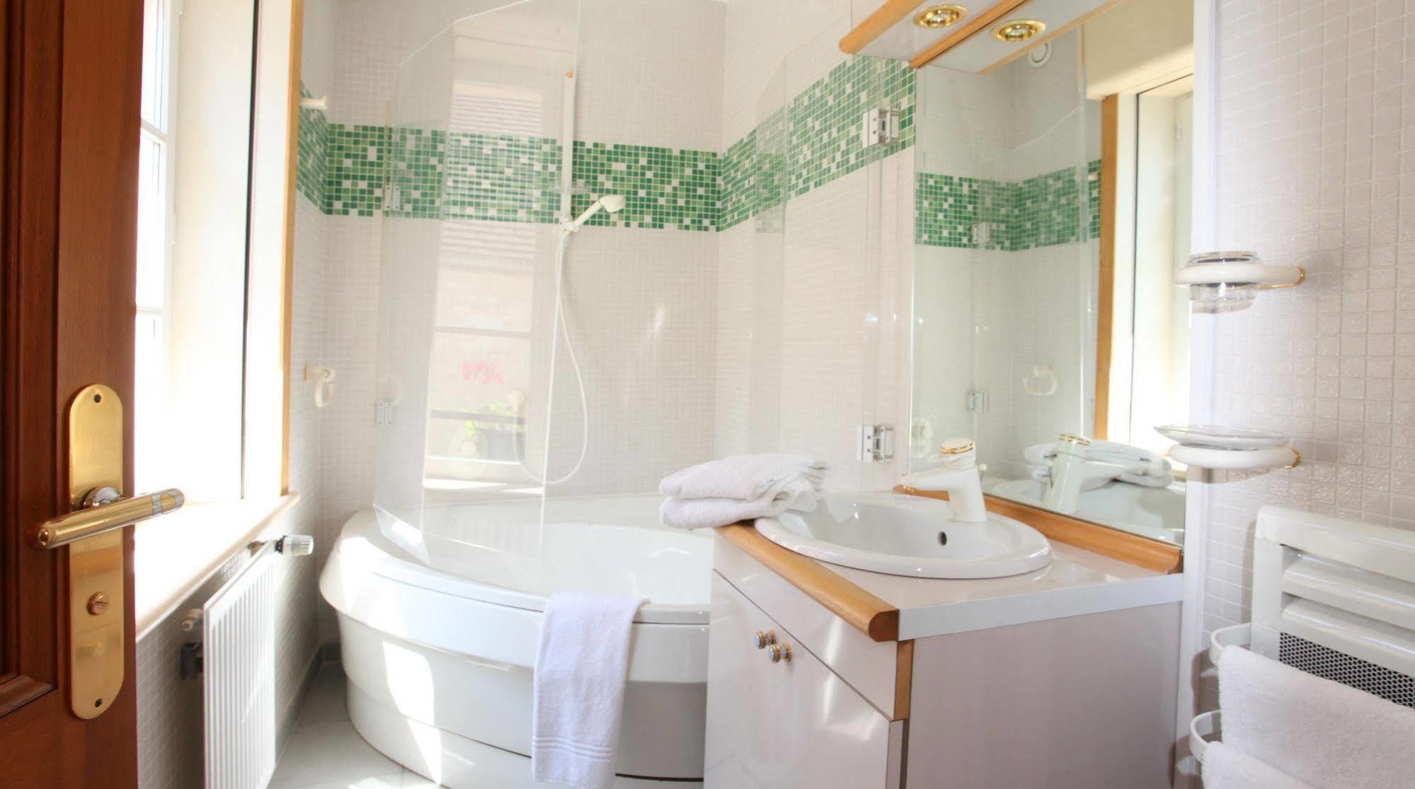 Saint Graal Bed & Breakfast Chamant Luaran gambar