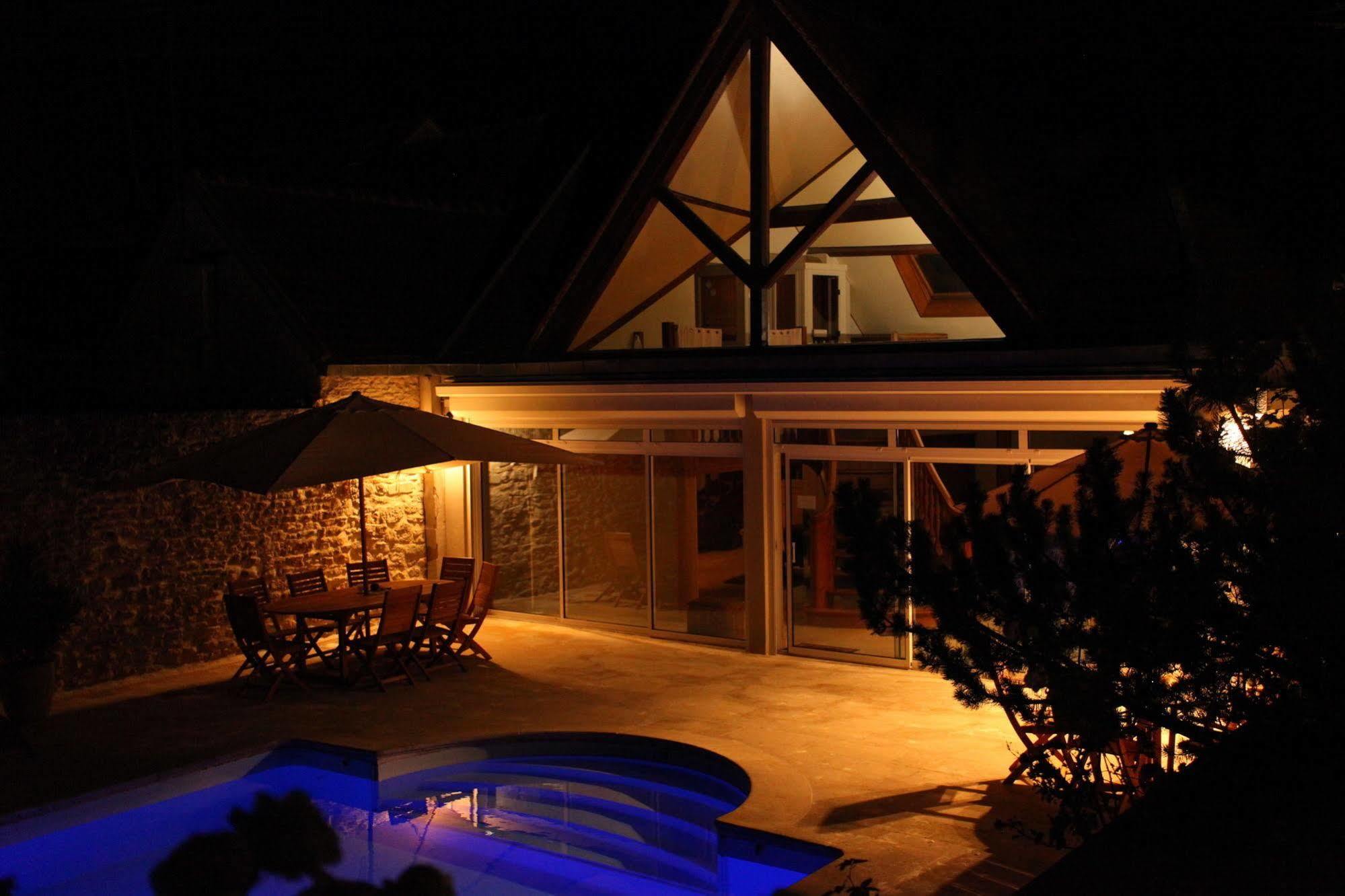 Saint Graal Bed & Breakfast Chamant Luaran gambar