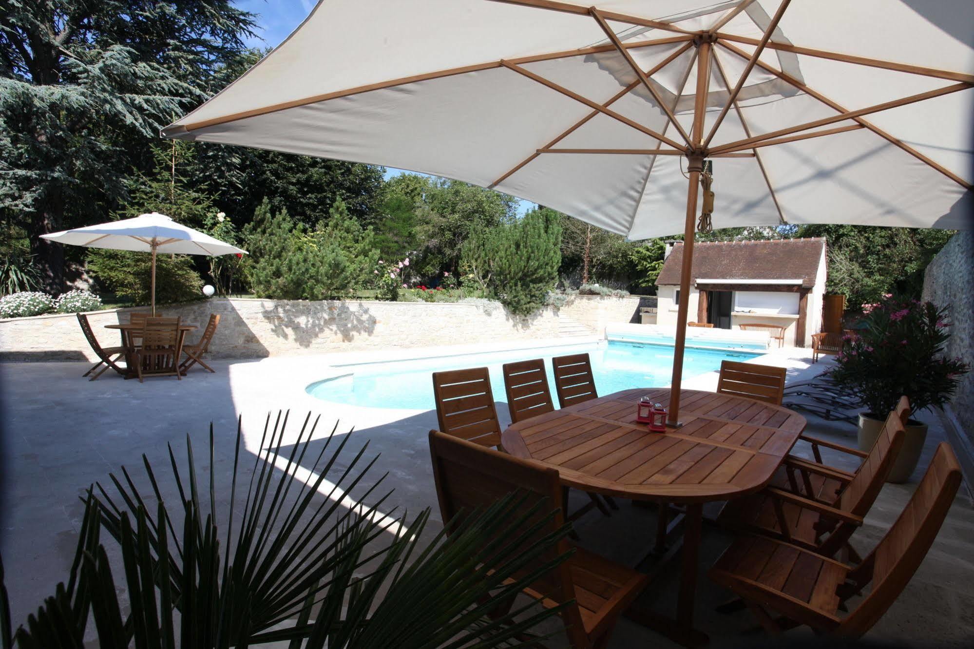 Saint Graal Bed & Breakfast Chamant Luaran gambar