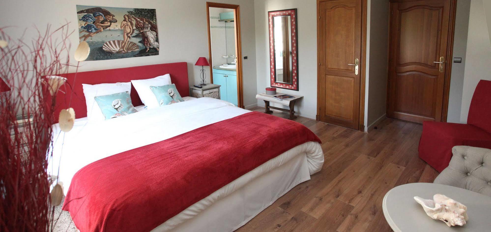 Saint Graal Bed & Breakfast Chamant Luaran gambar