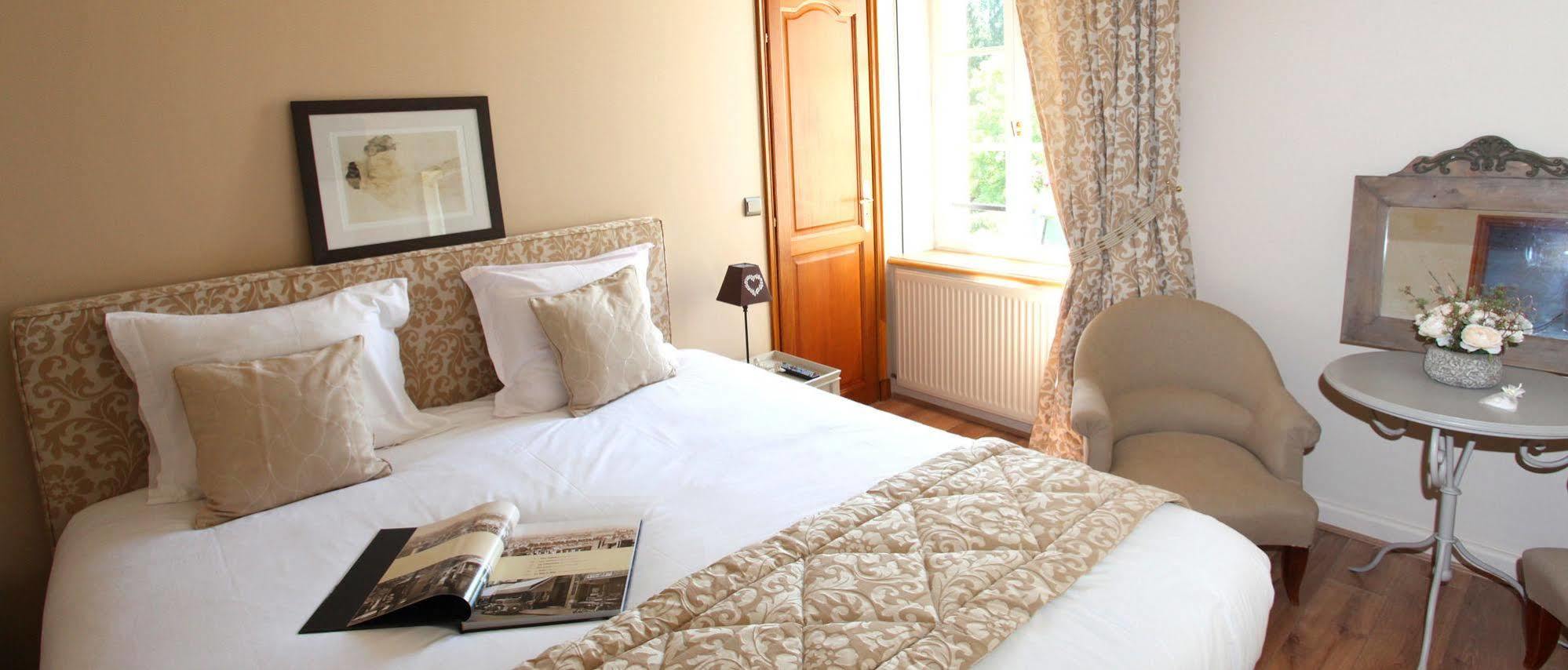 Saint Graal Bed & Breakfast Chamant Luaran gambar